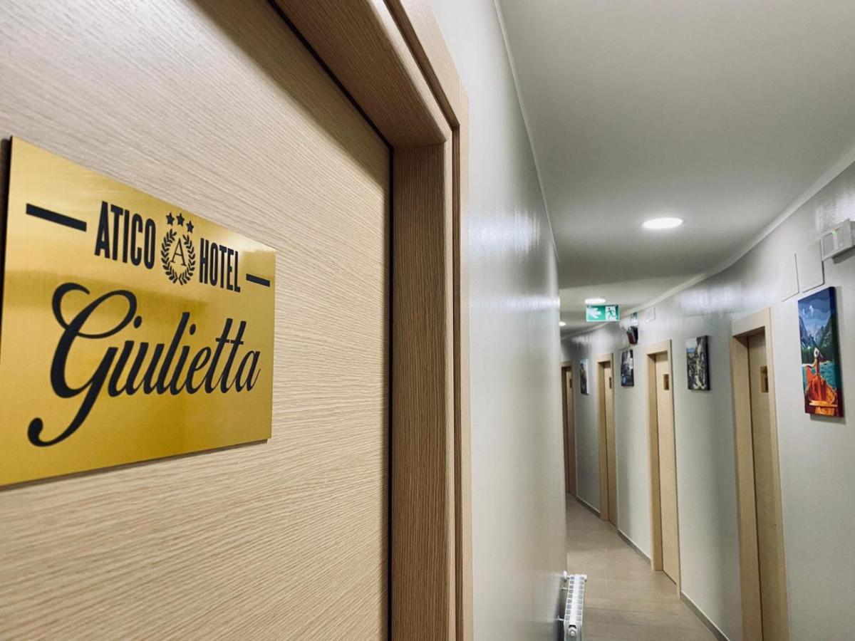Atico Hotel ديسينسانو ديل غاردا المظهر الخارجي الصورة