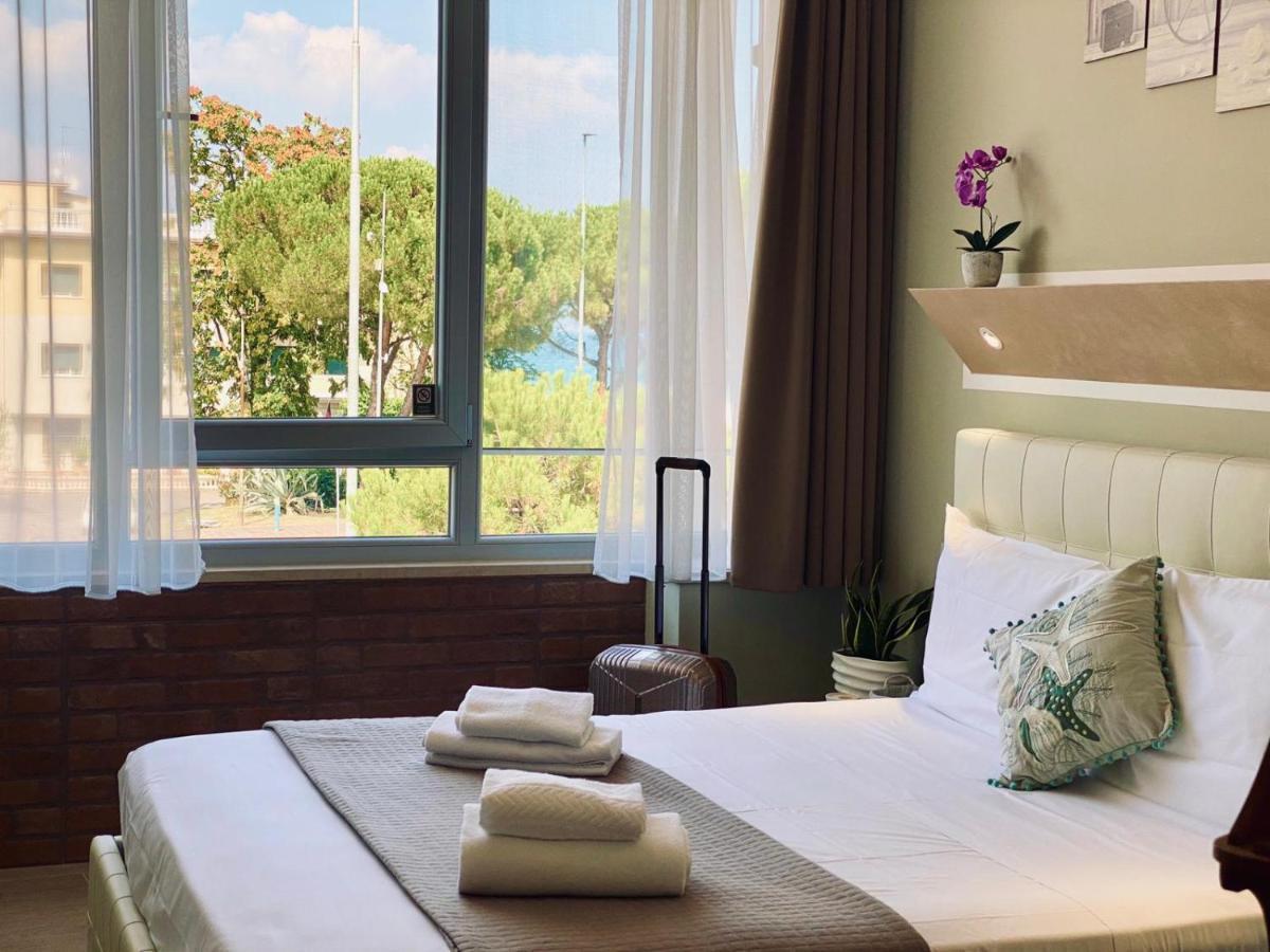 Atico Hotel ديسينسانو ديل غاردا المظهر الخارجي الصورة