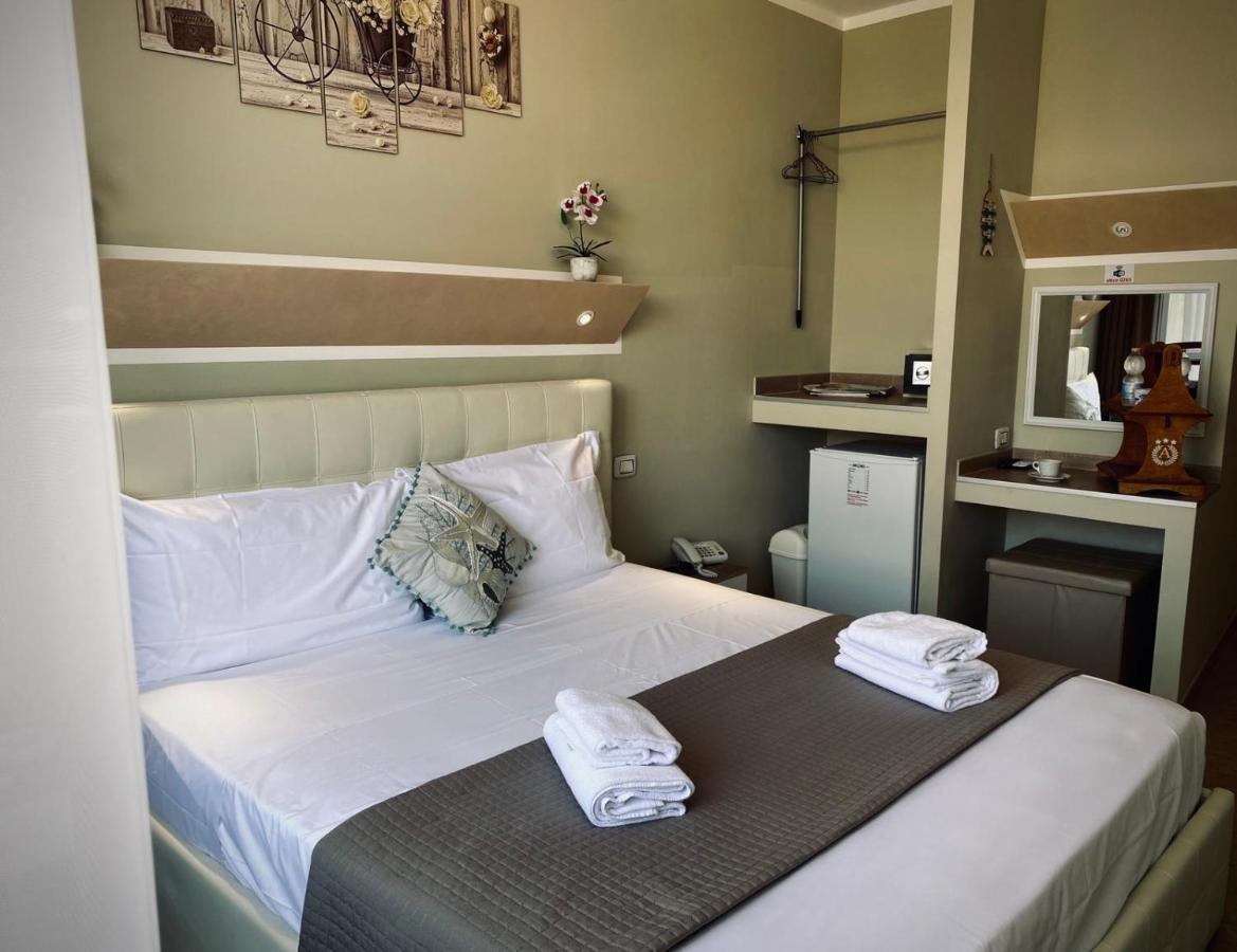 Atico Hotel ديسينسانو ديل غاردا المظهر الخارجي الصورة